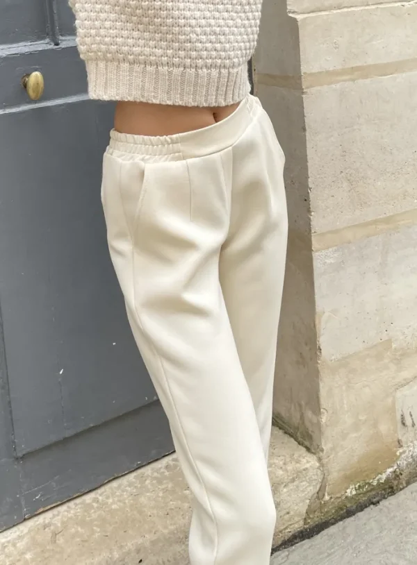 Erotokritos Bottoms*Yumy-Carrot Shape Ecru Cropped Cool Wool Pants